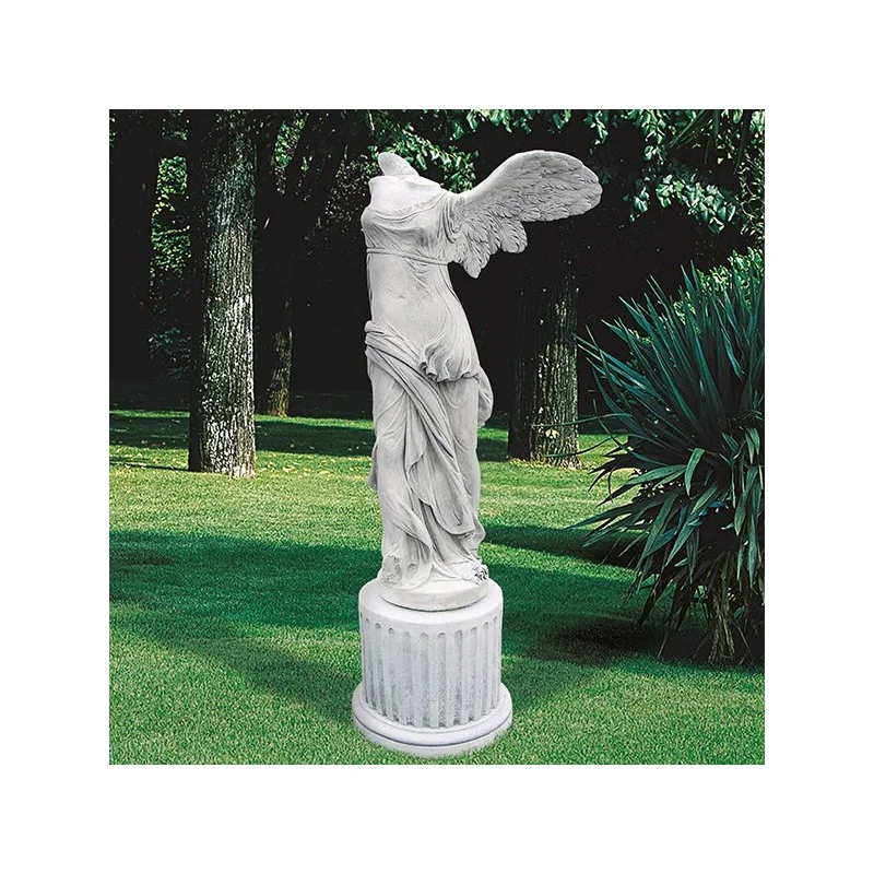 Grandes sculptures pour le jardin de l'aile