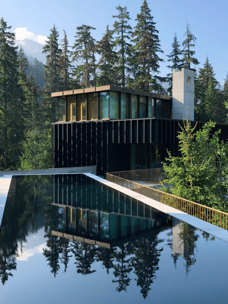 Maison de luxe sur la piscine du rocher