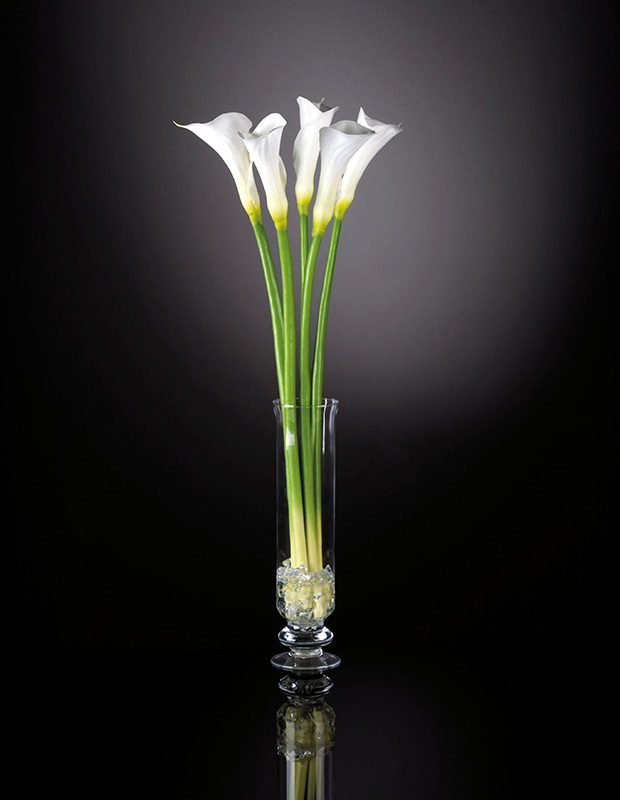 vase de fleurs artificielles