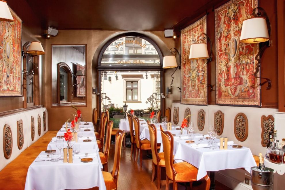 Restaurants De Luxe À Cracovie Pod Nosem