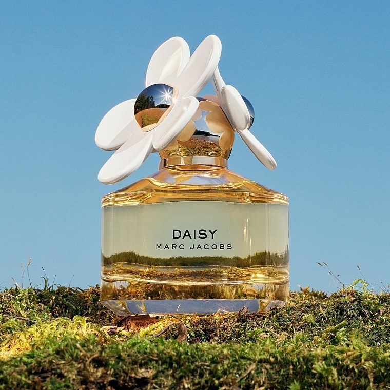 Le parfum le plus séduisant qu'une femme puisse porter Daisy