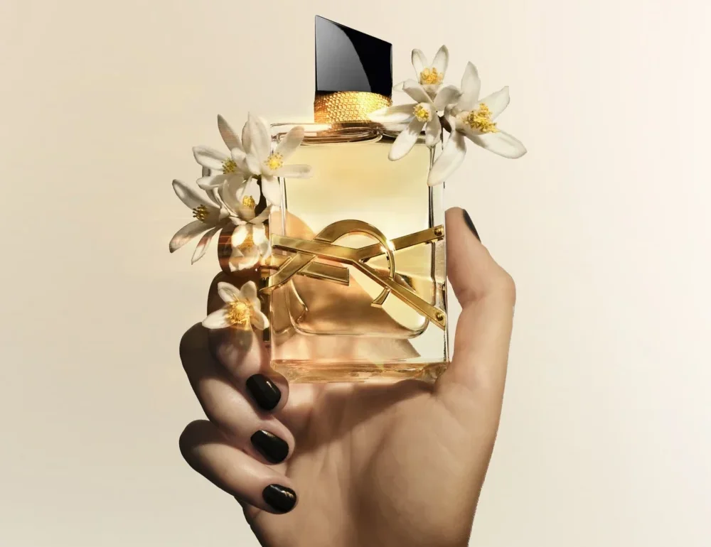Parfums Femme Ysl Libre La Liberte Capturee Dans Un Flacon S
