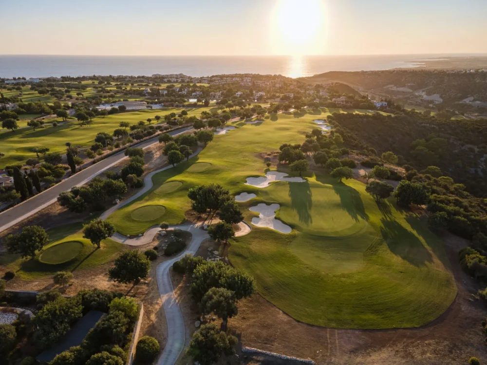 Y a-t-il de bons parcours de golf à Chypre ?