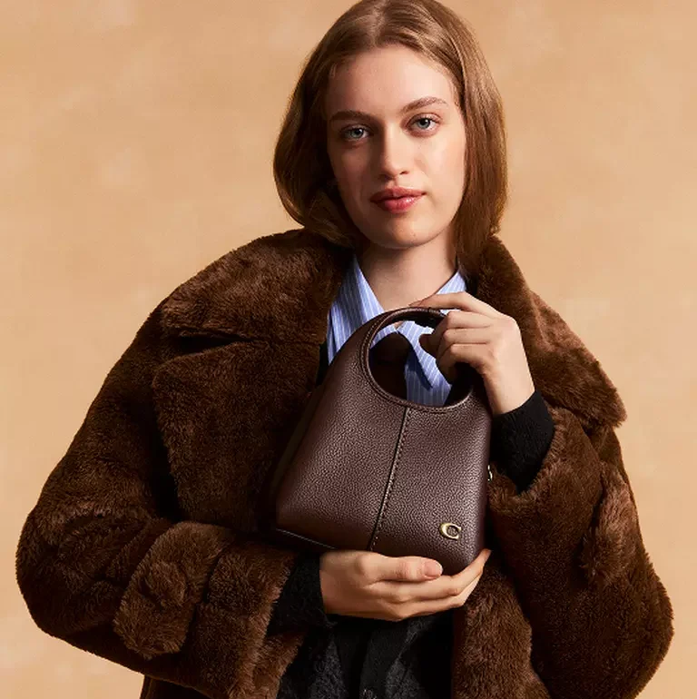 Coach est-elle une marque de luxe – comment la classer réellement ?