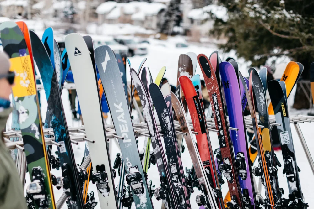 Quelles marques de skis utilisent les professionnels – guide complet