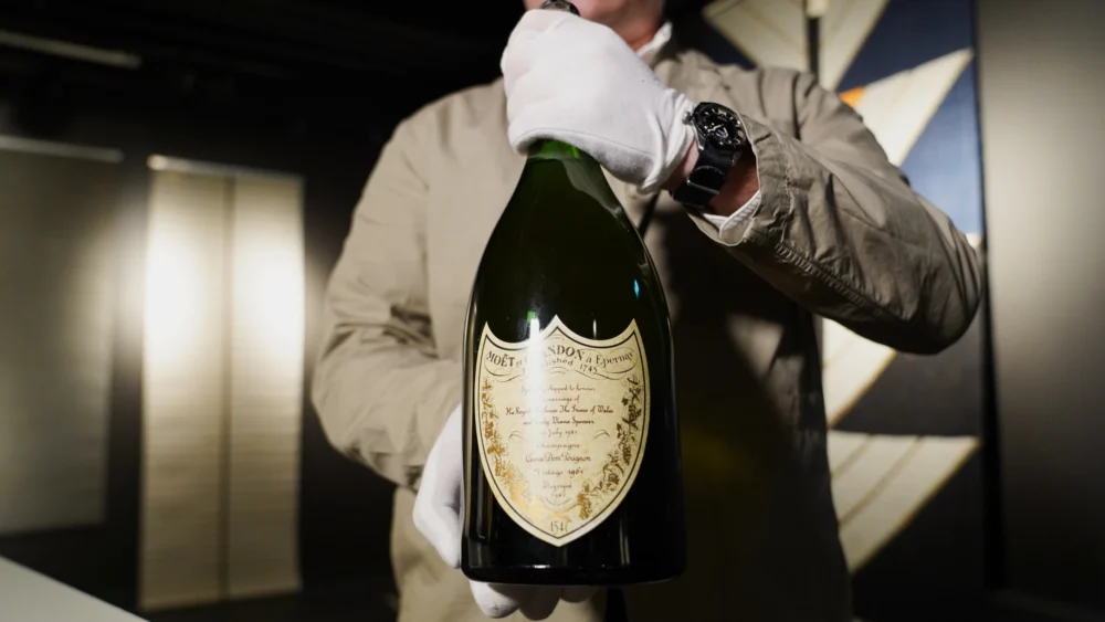 Dom Pérignon Charles & Diana 1961 – bouteille royale, millésime culte