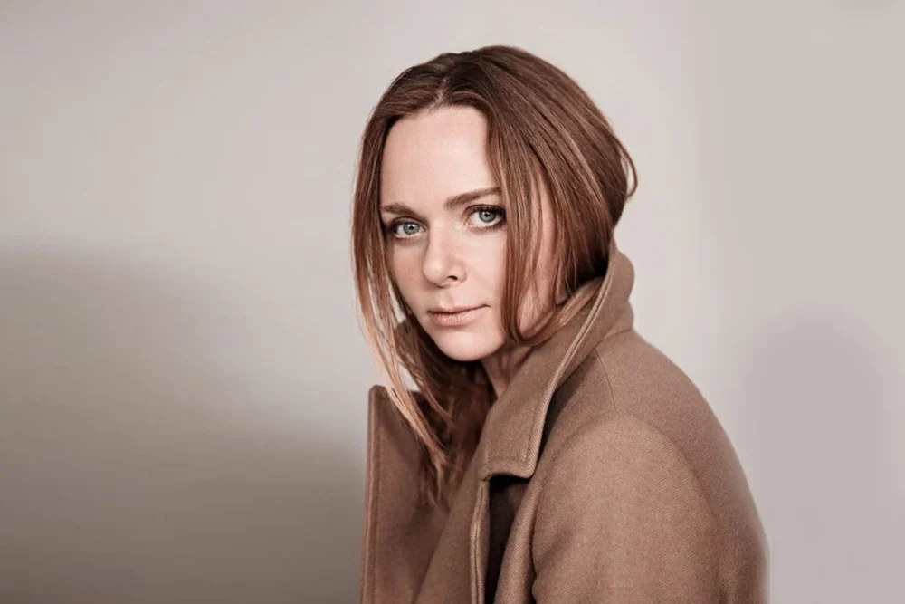 Qui est Stella McCartney ? – Mode de luxe sans cruauté